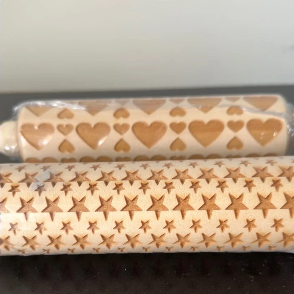 ✨Shop LC Embossed Wooden Rolling Pin Set Hearts Stars NIP